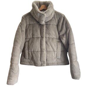 Abercrombie Fitch Women Faux Fur Puffer Jacket Size M Soft Girl Quiet Luxury